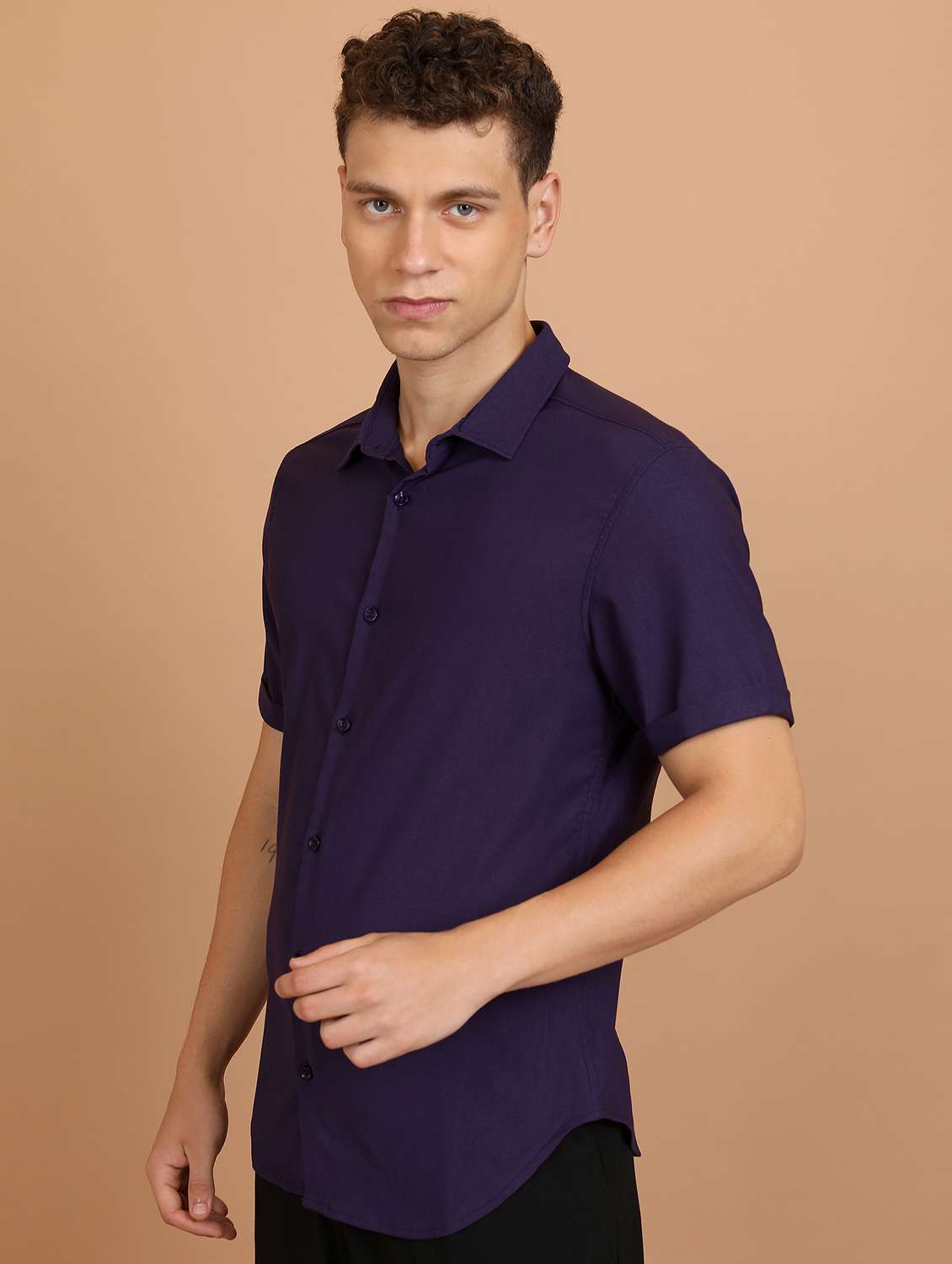 men solid checks casual shirt - 21486746 -  Standard Image - 1