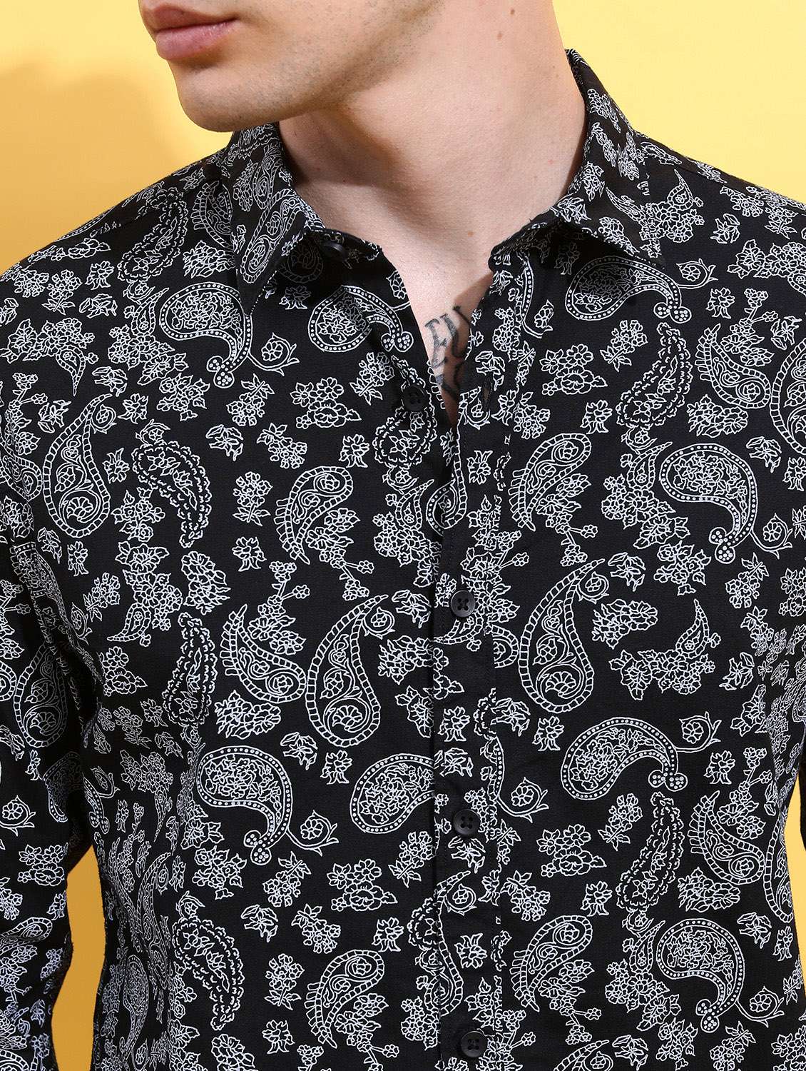 men collared printed casual shirt - 21486825 -  Standard Image - 4