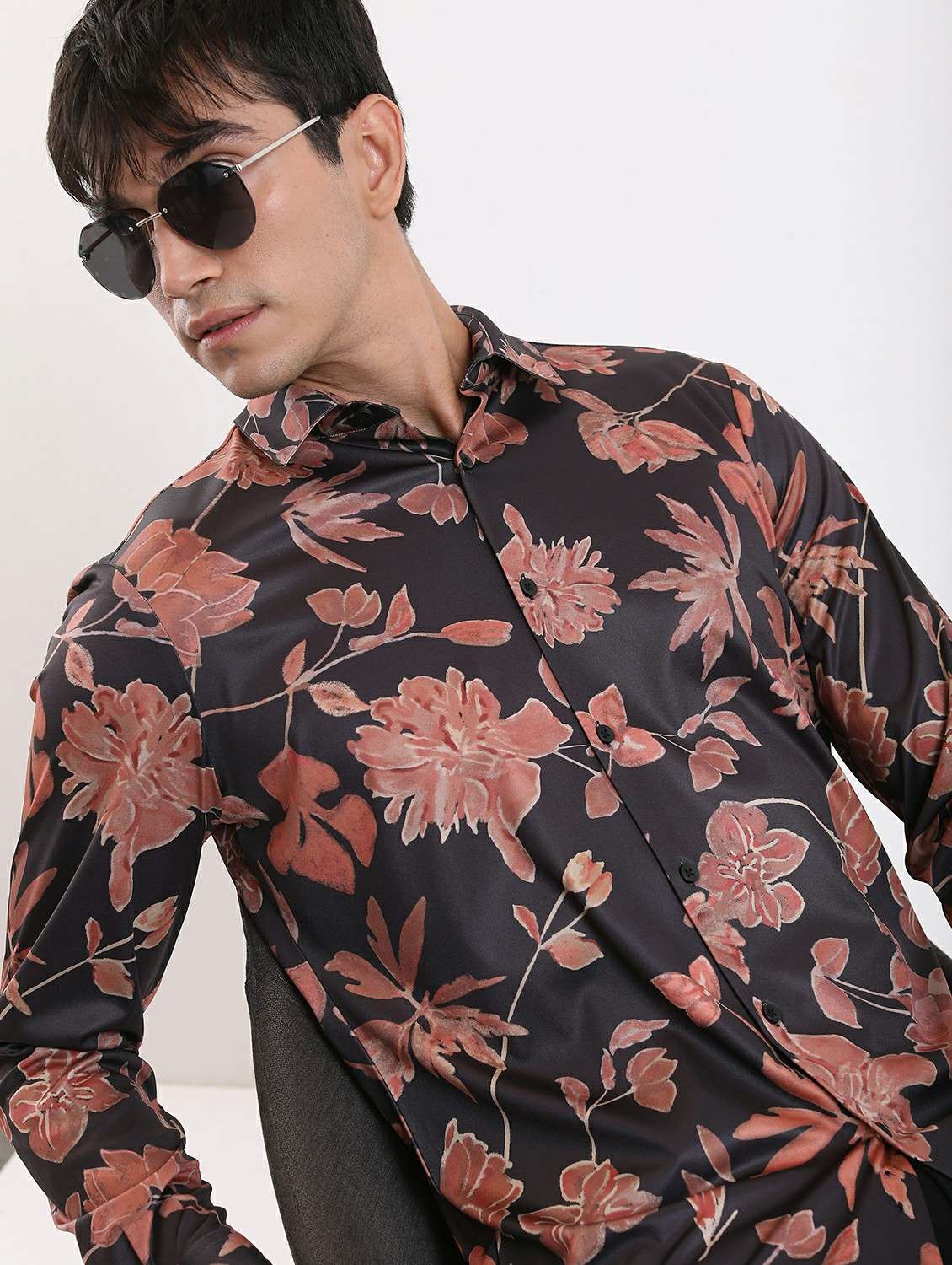 men collared printed casual shirt - 21486869 -  Standard Image - 4
