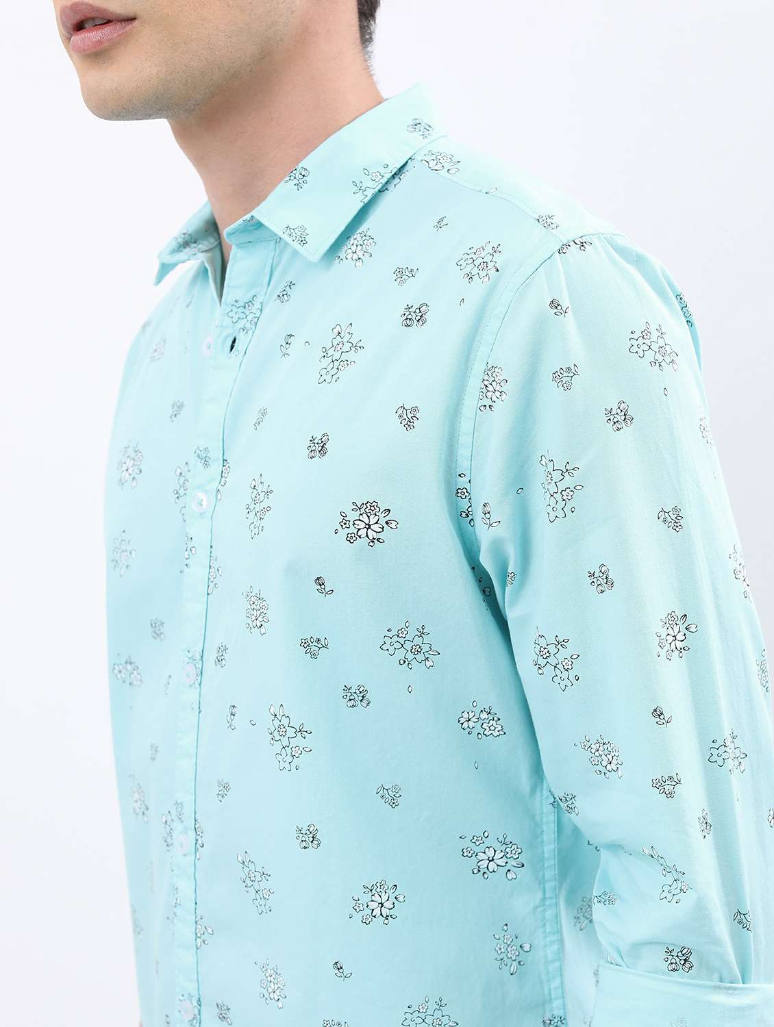 men light bliue collared neck casual shirts - 21486877 -  Standard Image - 4