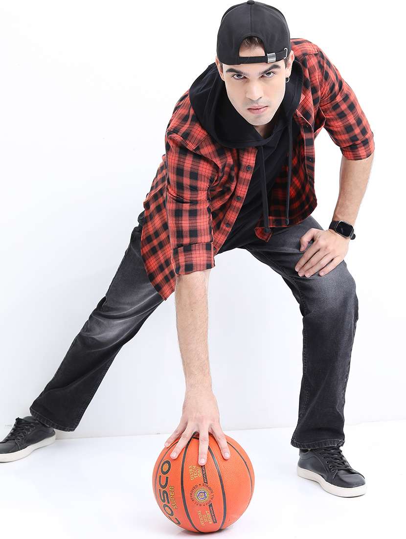 men long sleeved checkered casual shirt - 21486951 -  Standard Image - 4