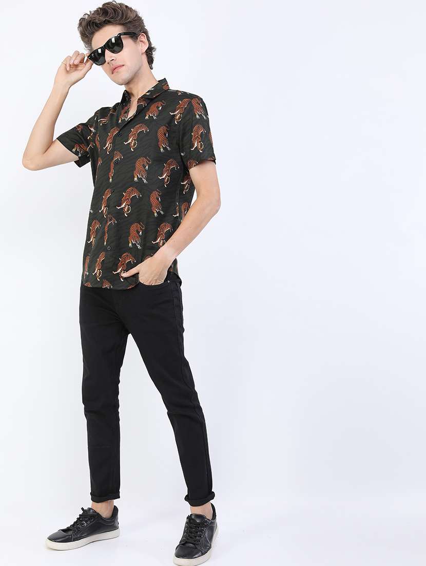 men printed collared casual shirt - 21487061 -  Standard Image - 4