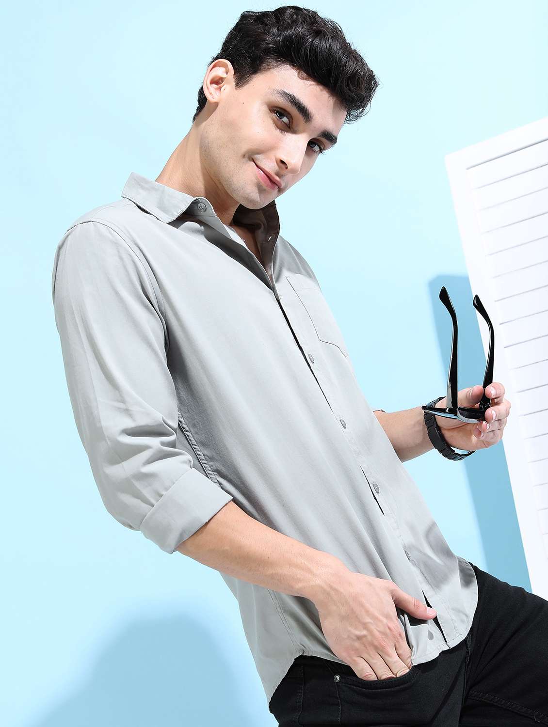 men solid collared casual wear shirt - 21487085 -  Standard Image - 1