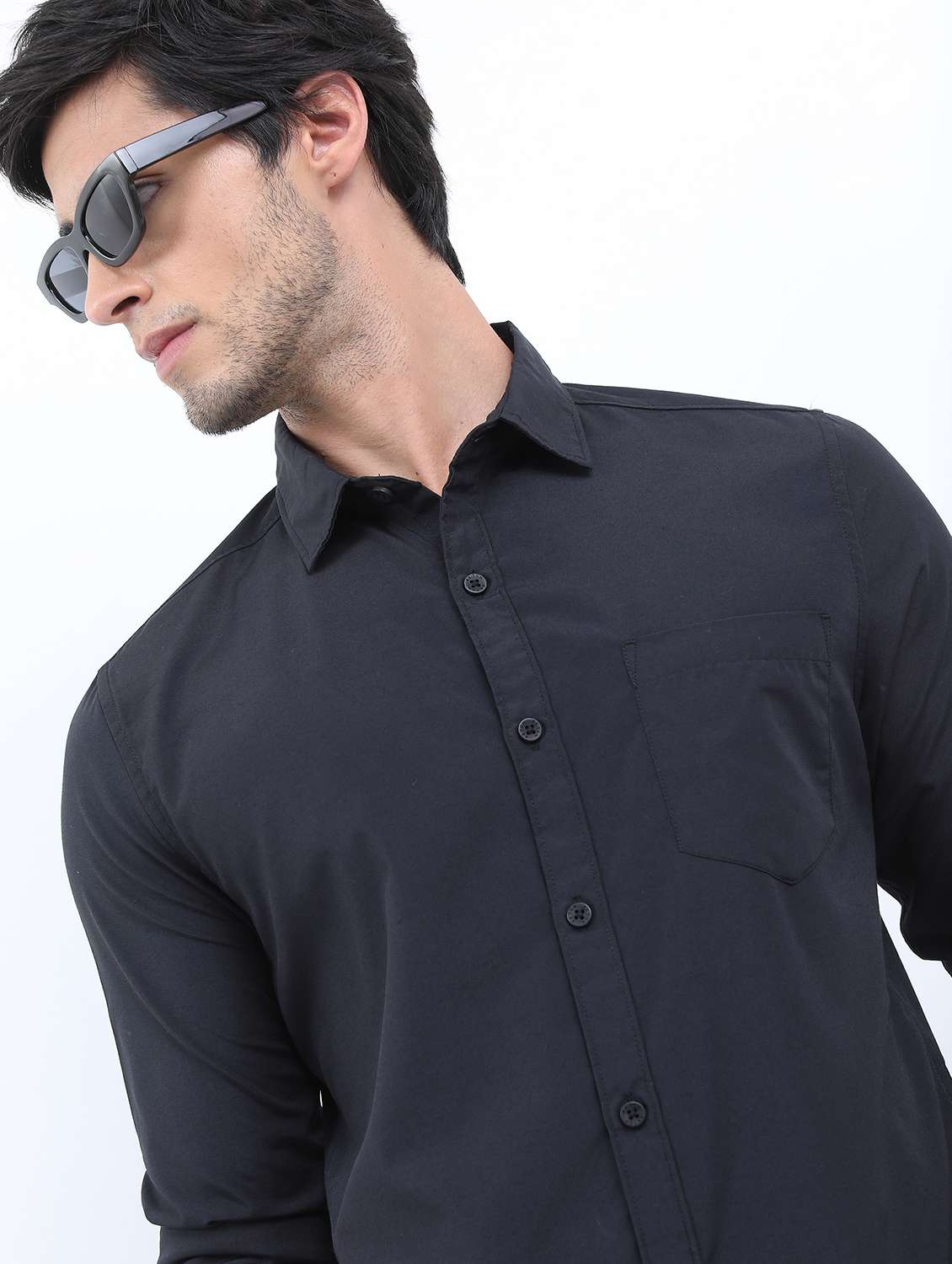 men solid collared casual wear shirt - 21487089 -  Standard Image - 4