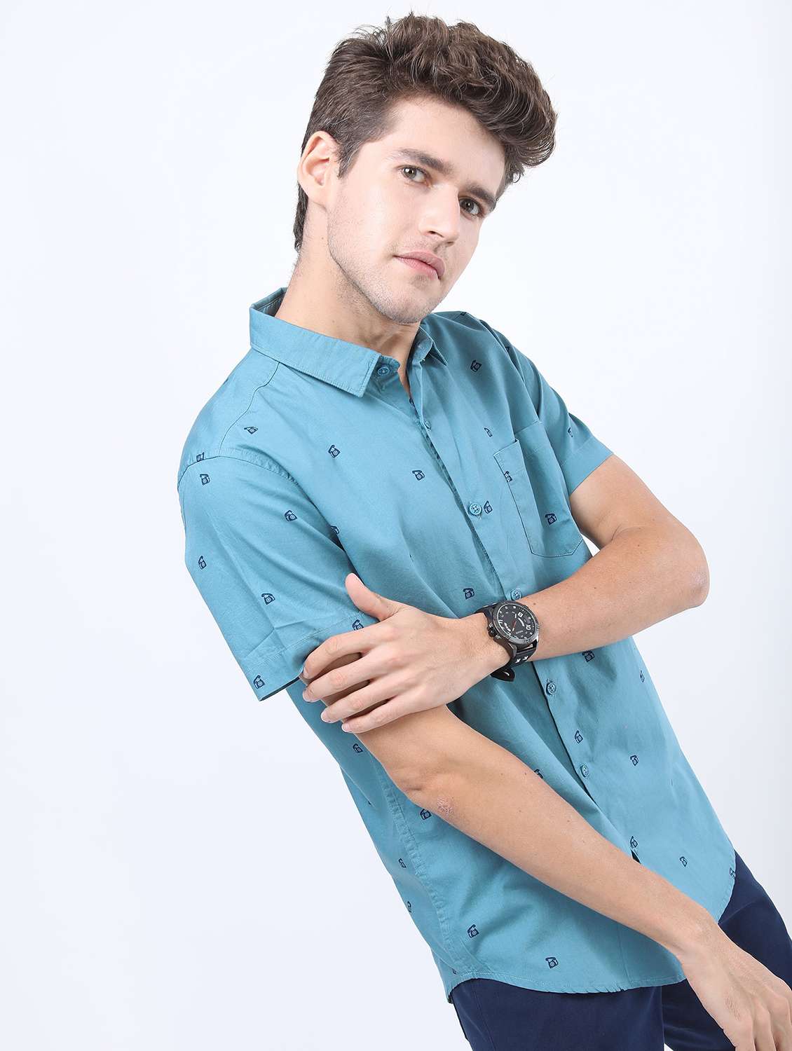 men collared printed casual shirt