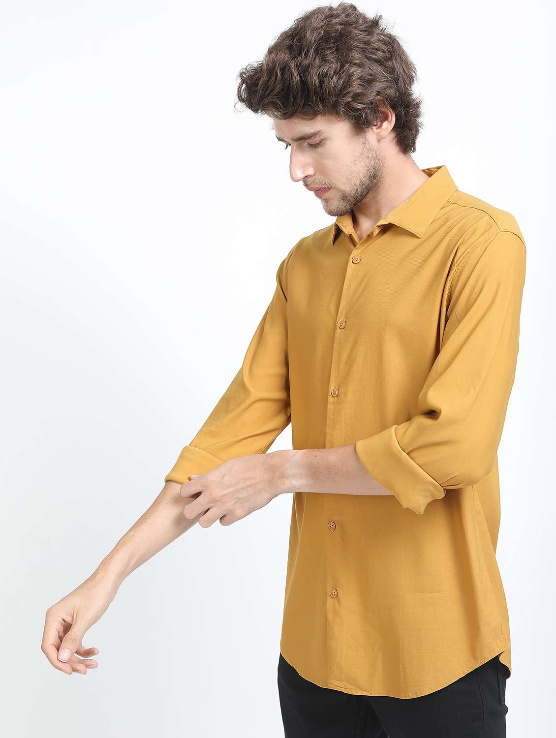 men collared long sleeves casual shirt - 21487213 -  Standard Image - 1