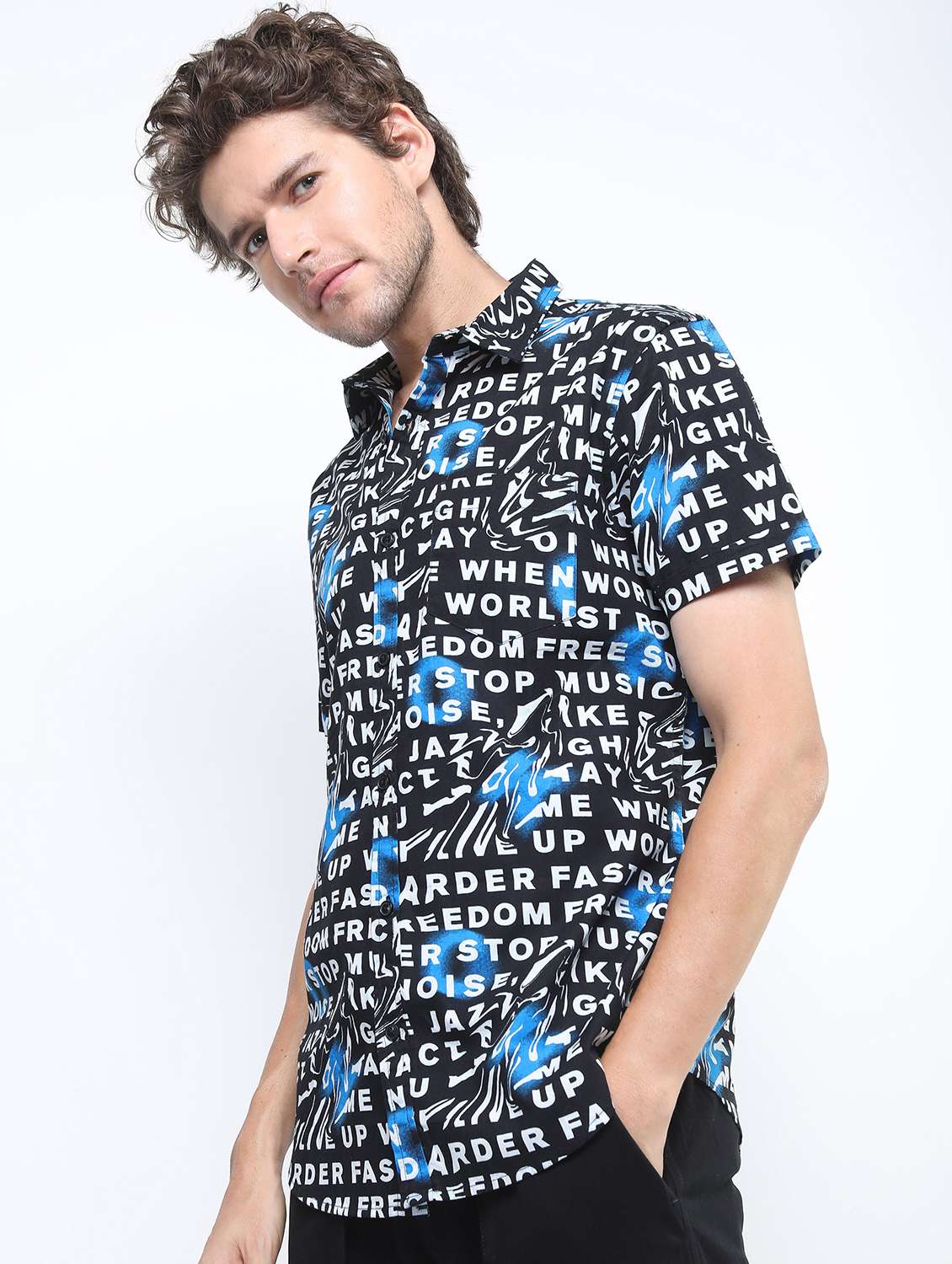 men collared short sleeves casual shirt - 21487248 -  Standard Image - 1