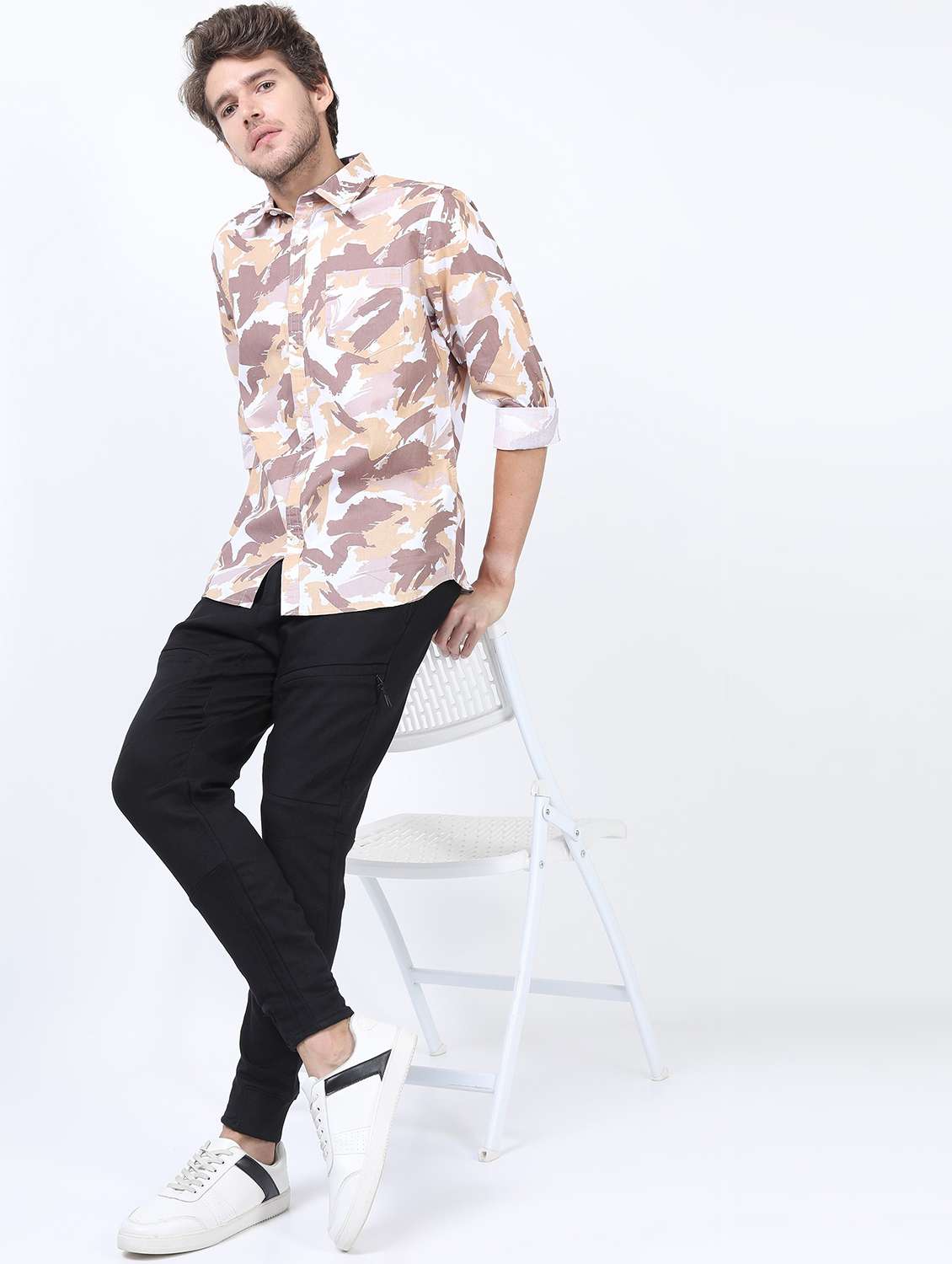 men collared long sleeves casual shirt - 21487272 -  Standard Image - 4