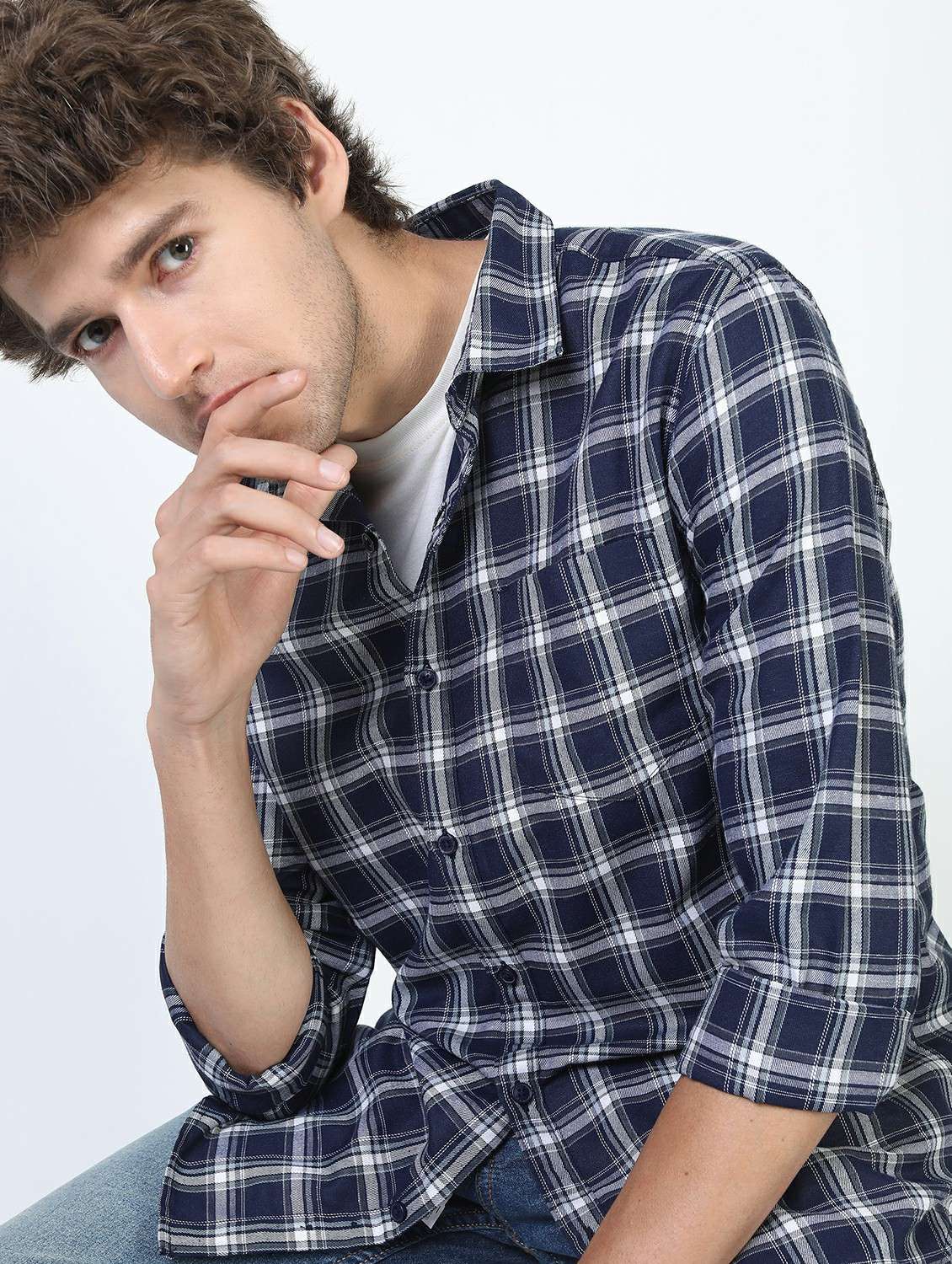 men collared long sleeves casual shirt - 21487310 -  Standard Image - 1