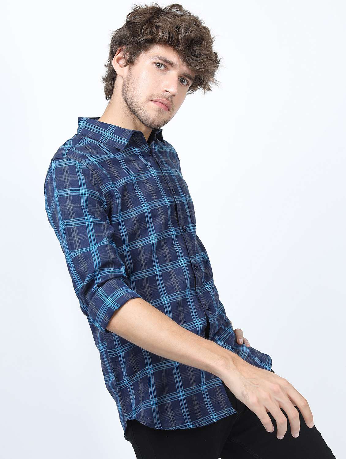 men long sleeved checkered casual shirt - 21487382 -  Standard Image - 1
