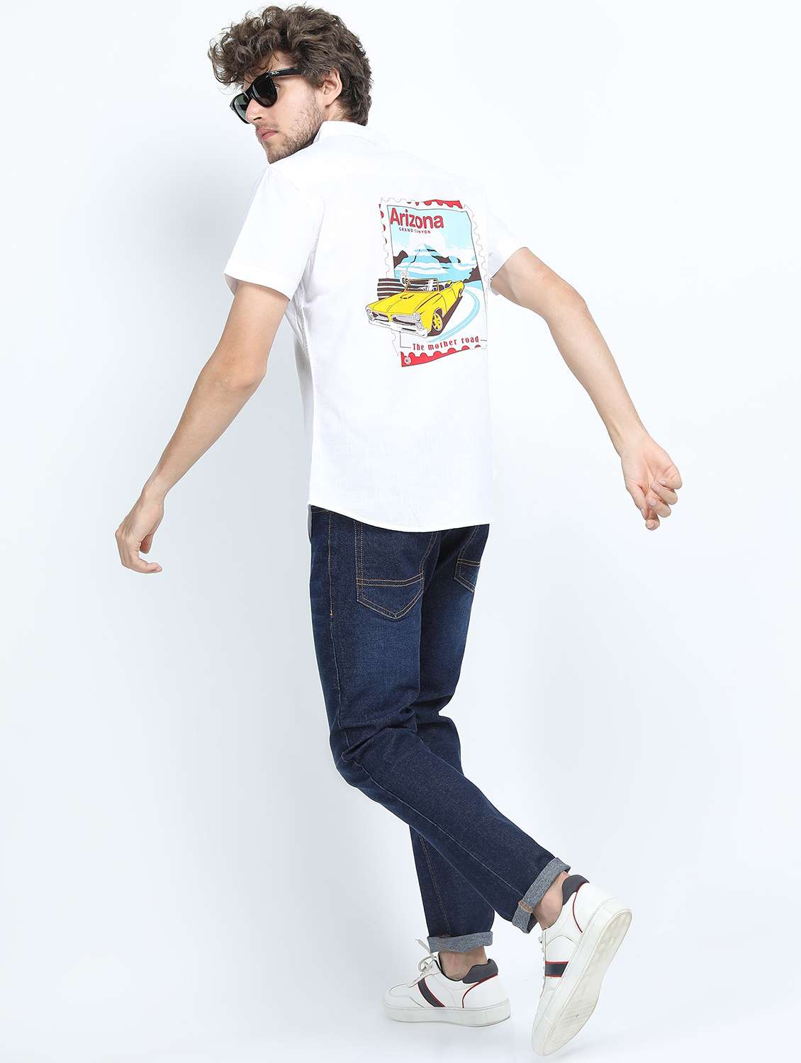 men short sleeved printed casual shirt - 21487388 -  Standard Image - 4