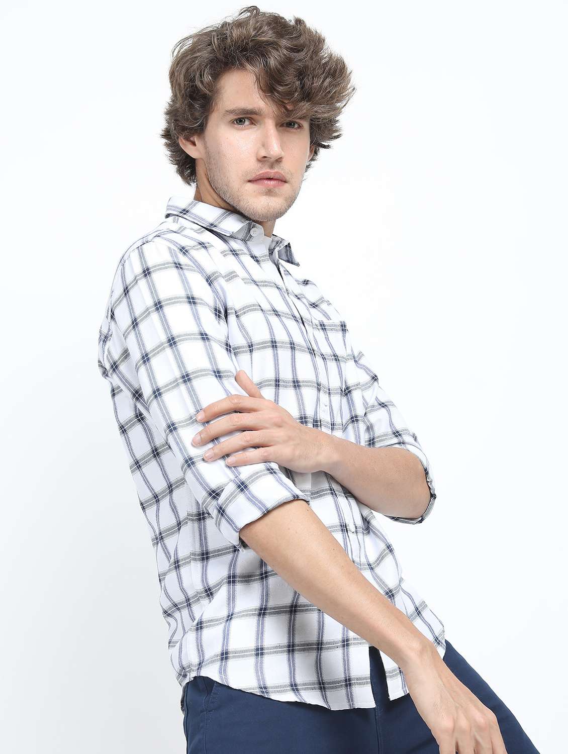 men long sleeved checkered casual shirt - 21487413 -  Standard Image - 1