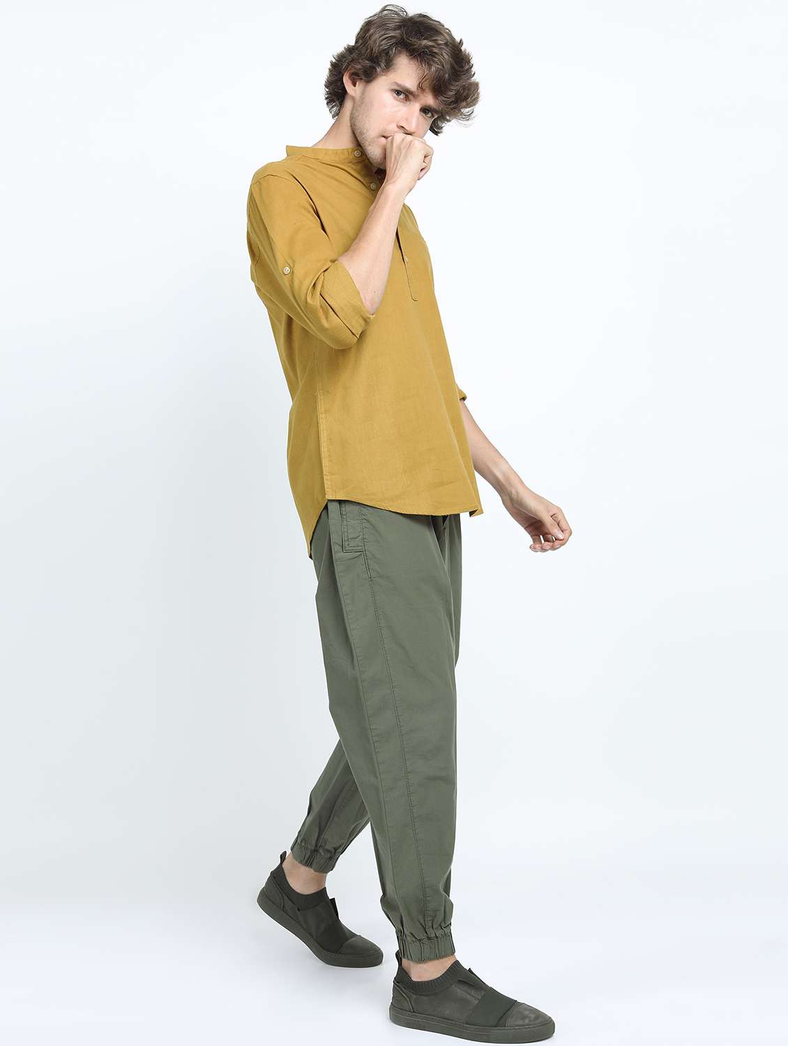 men mandarin neck solid short kurta - 21487482 -  Standard Image - 4