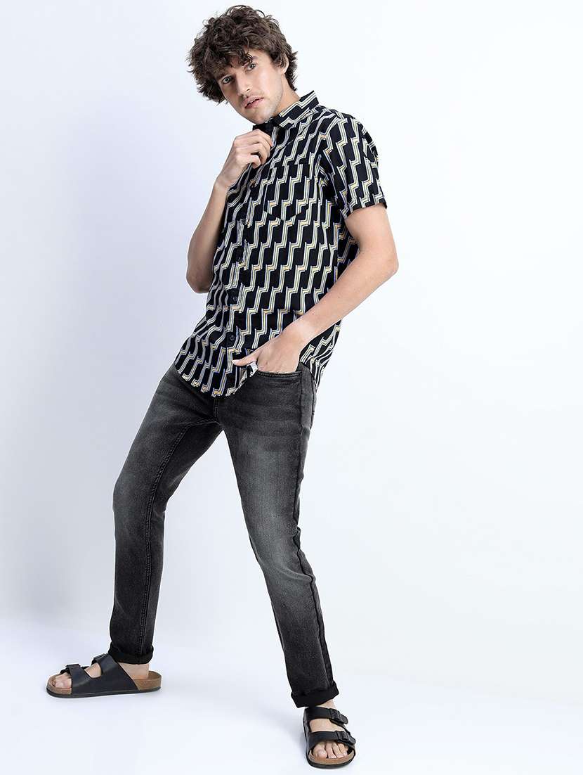 men collared printed casual shirt - 21487563 -  Standard Image - 4