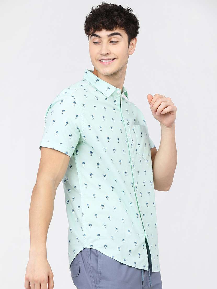 men collared short sleeves casual shirt - 21487677 -  Standard Image - 1