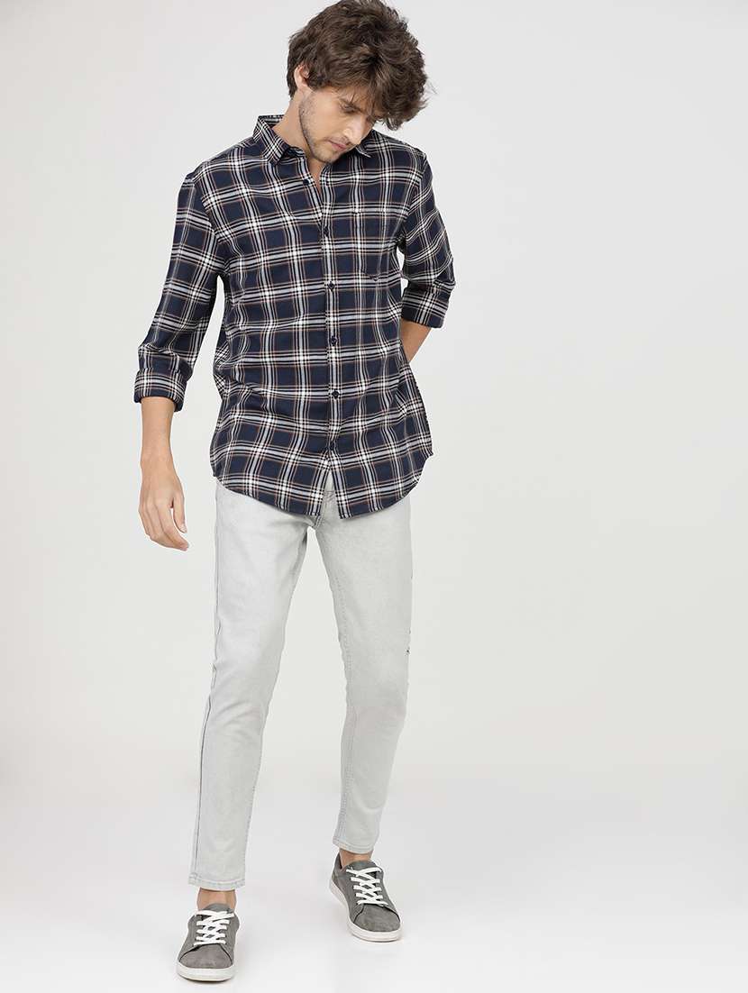 men collared long sleeves casual shirt - 21487721 -  Standard Image - 4