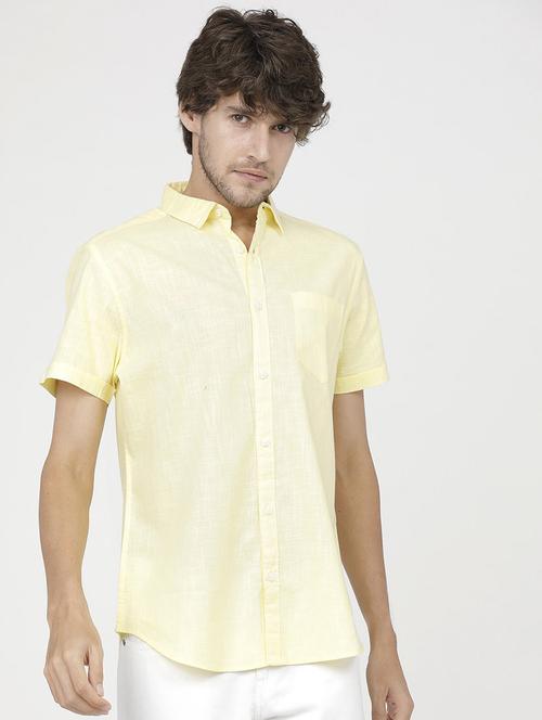 men collared short sleeves casual shirt - 21487740 - Standard Image - 0