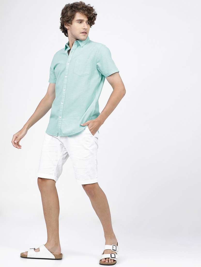 men short sleeved solid casual shirt - 21487797 -  Standard Image - 4