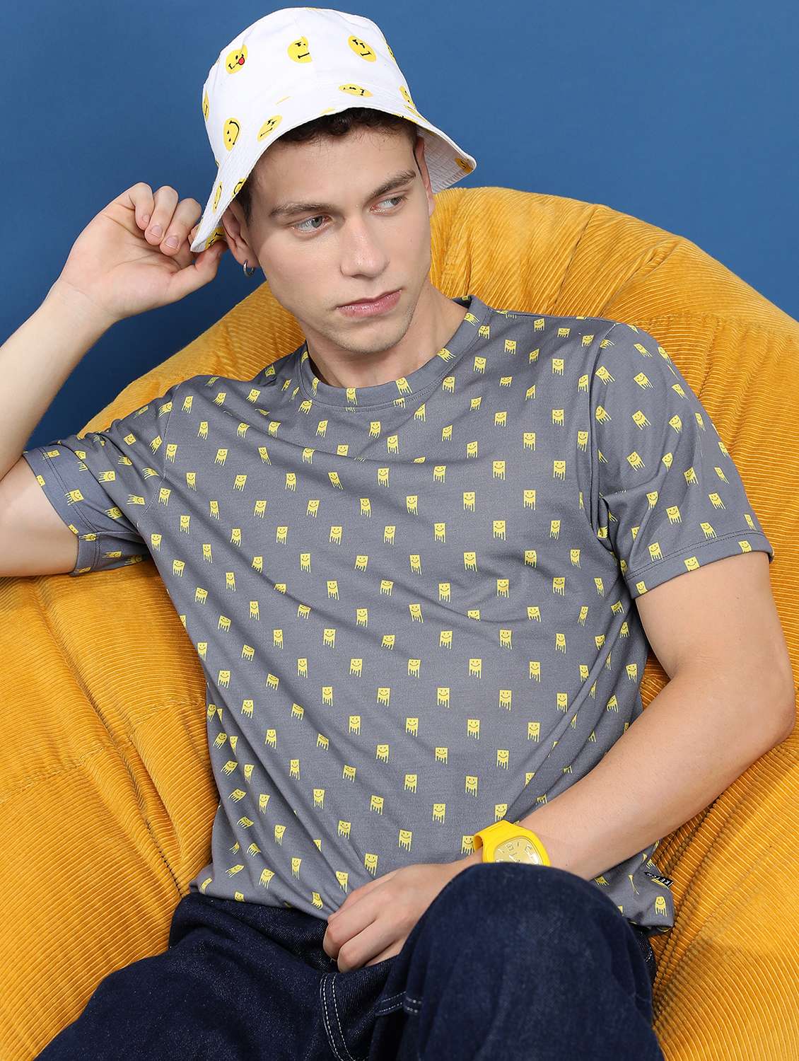 men round neck printed t-shirt - 21487934 -  Standard Image - 1