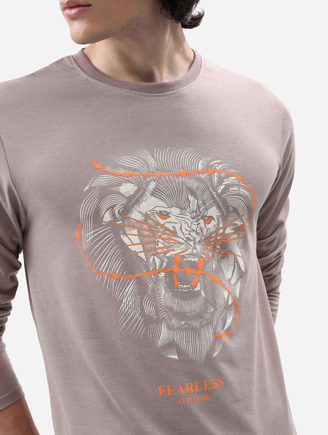 men round neck front print t-shirt - 21487972 - Standard Image - 4