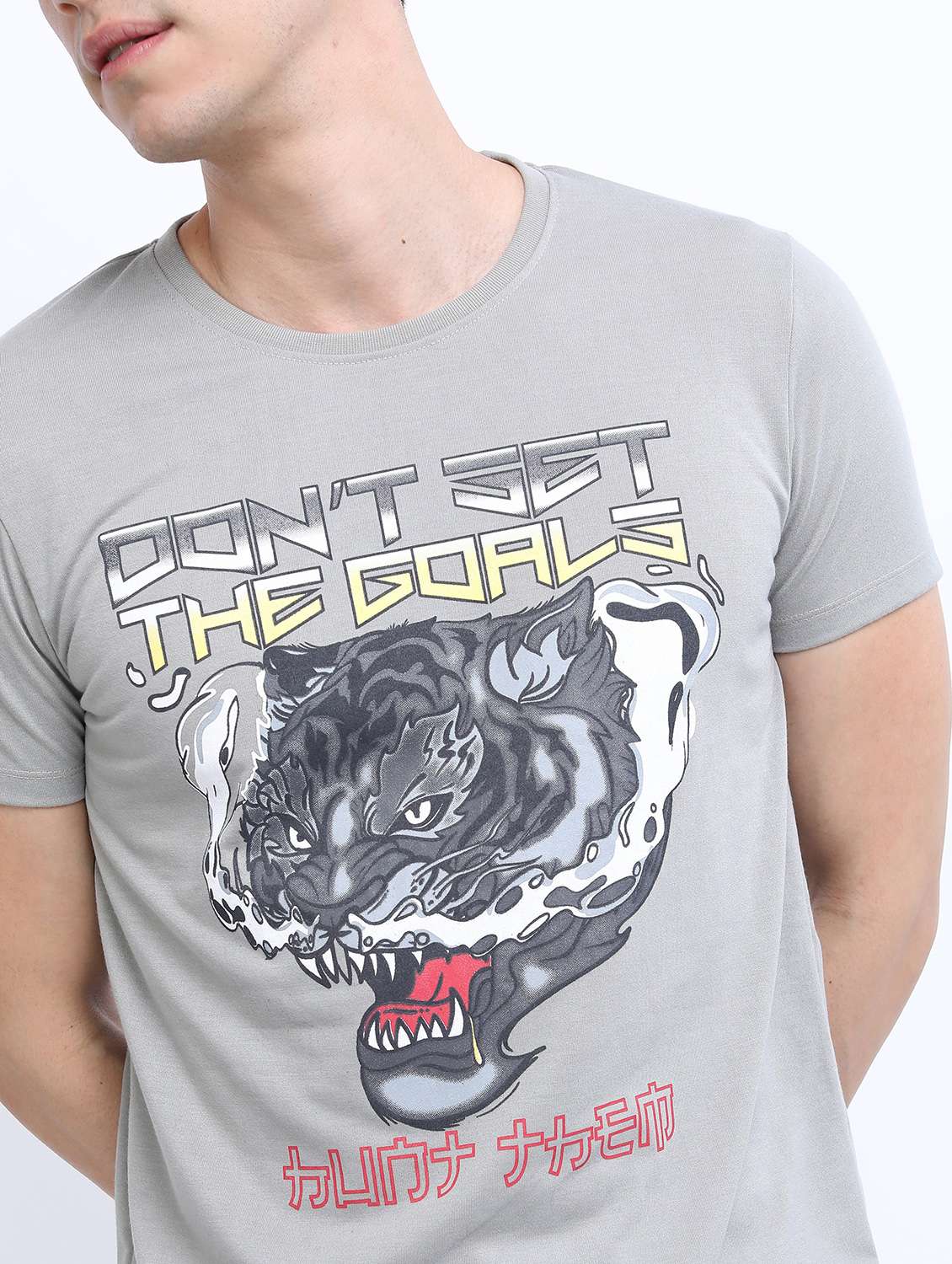 men short sleeved front printed t-shirt - 21488030 -  Standard Image - 4