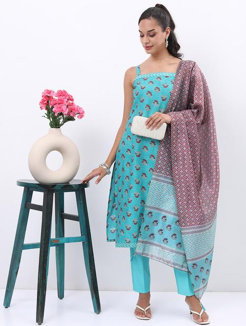 women floral printed kurta pant set with dupatta - 21488137 - Standard Image - 0