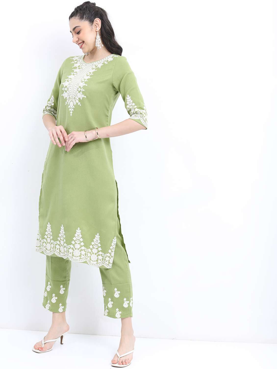 women green kurta pant set - 21488239 -  Standard Image - 1