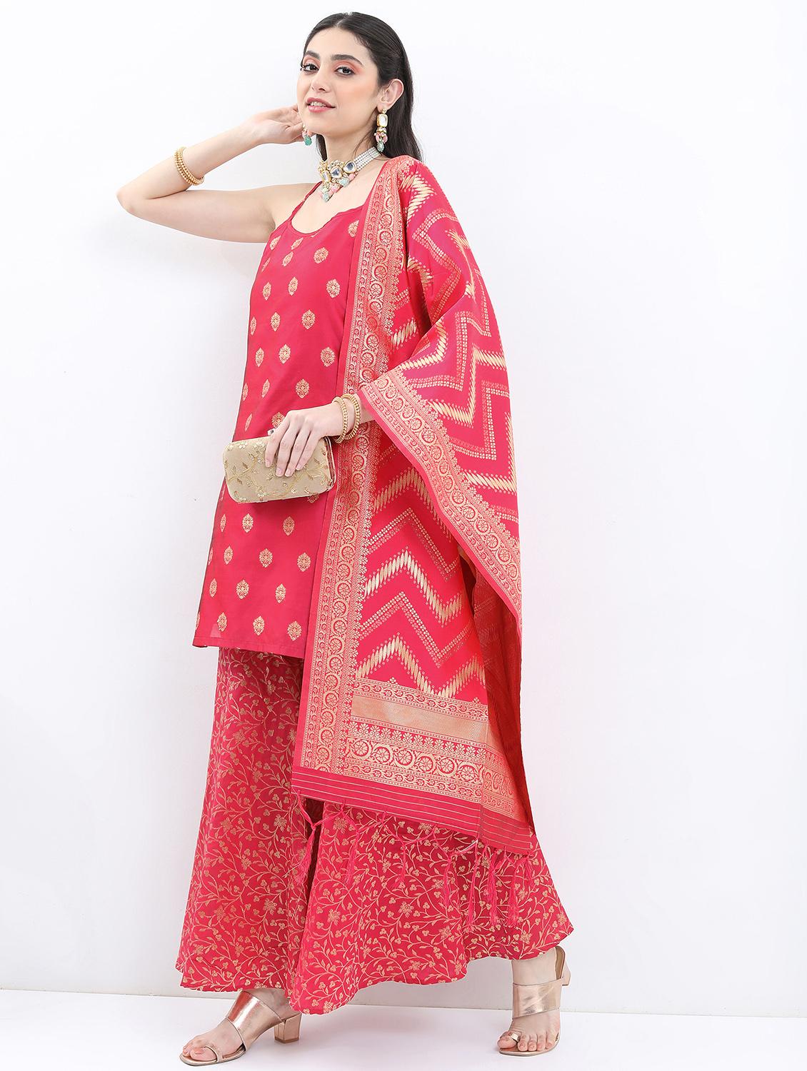 women red kurta sharara set with dupatta - 21488261 - Standard Image - 1
