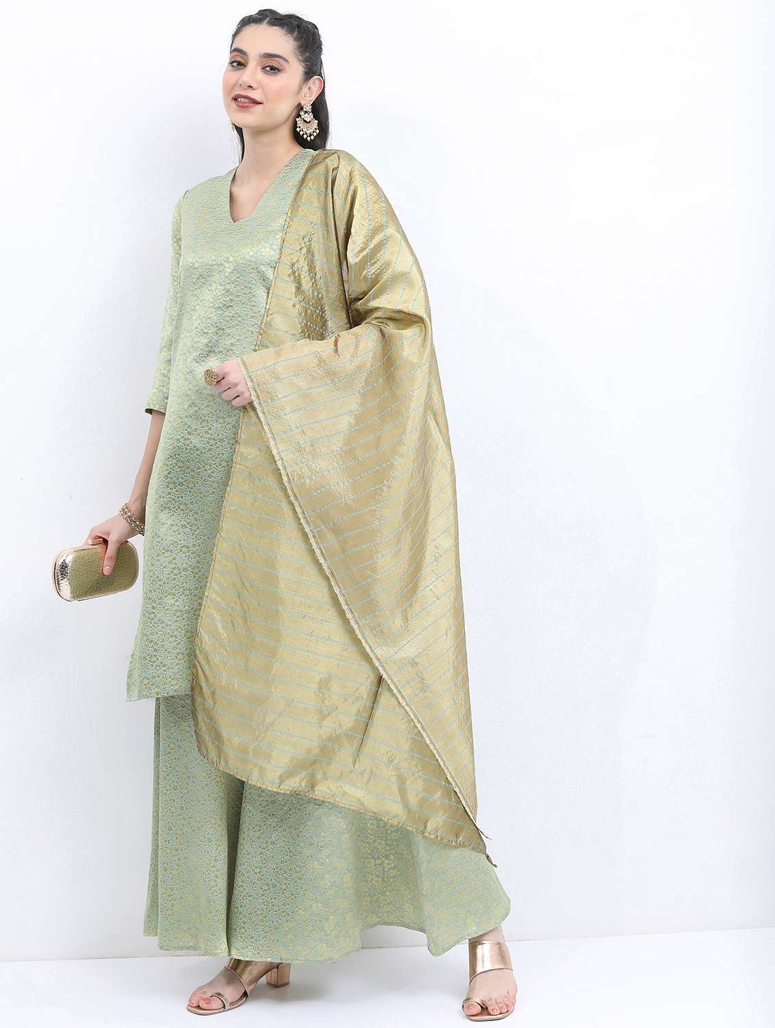 women green kurta palazzo set with dupatta - 21488276 -  Standard Image - 1