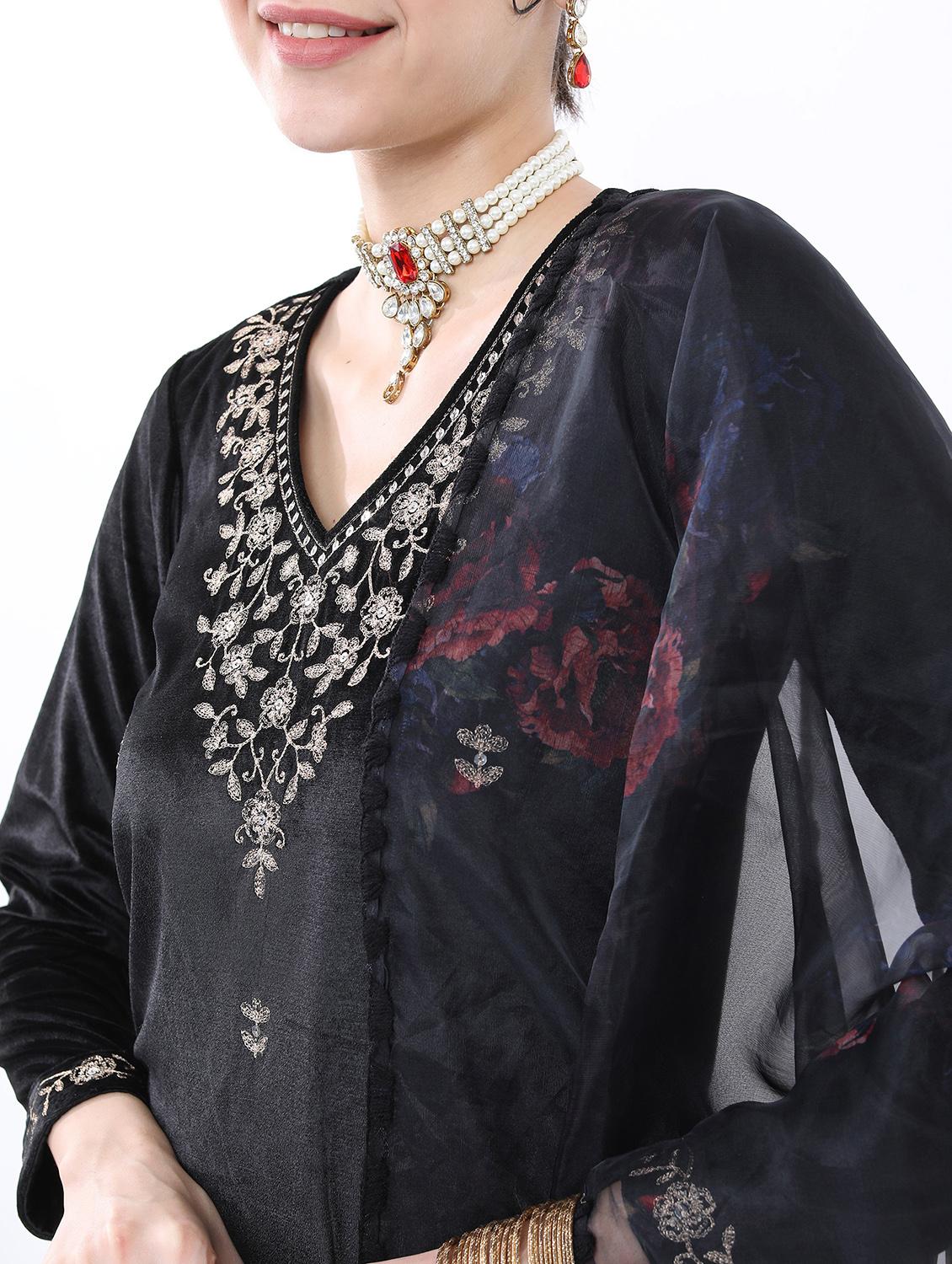 women black round neck kurta pant set with dupatta - 21488290 - Standard Image - 4