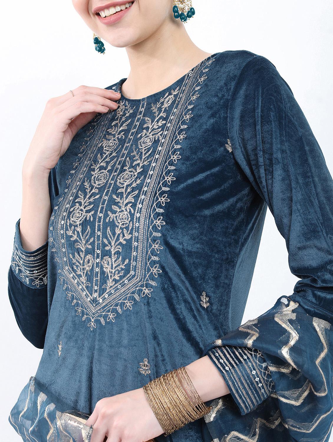 women blue kurta pant set with dupatta - 21488296 - Standard Image - 4