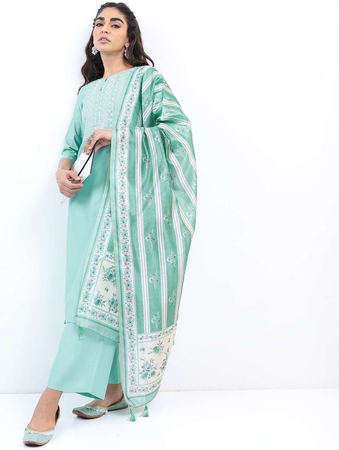 green embroidered kurta pant set - 21488311 -  Standard Image - 1