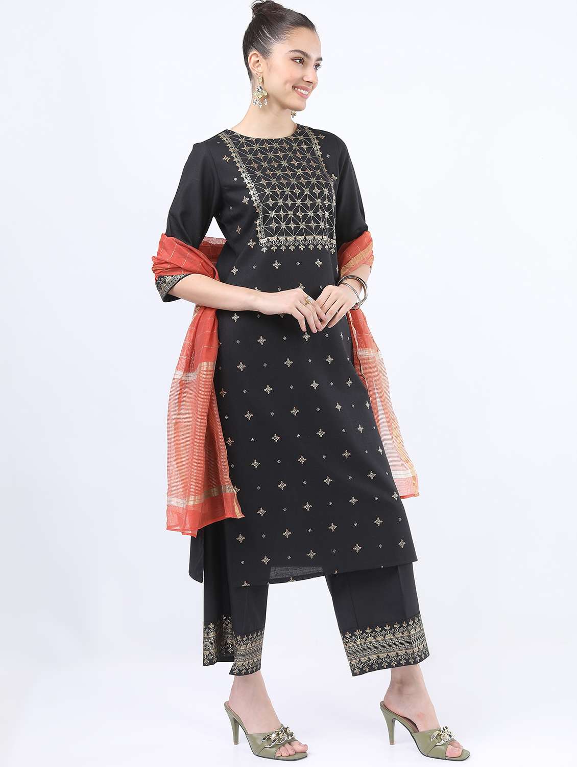women black kurta pant set with dupatta - 21488322 -  Standard Image - 1
