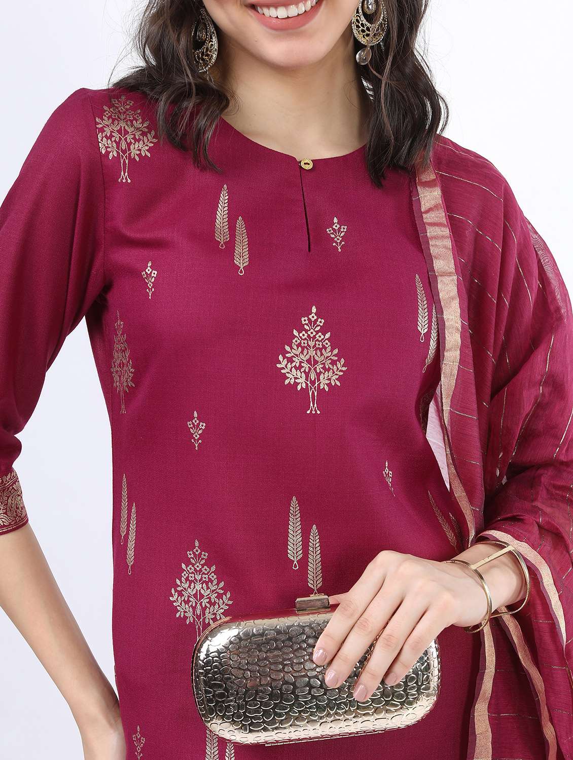 women maroon kurta pant set with dupatta - 21488345 -  Standard Image - 4
