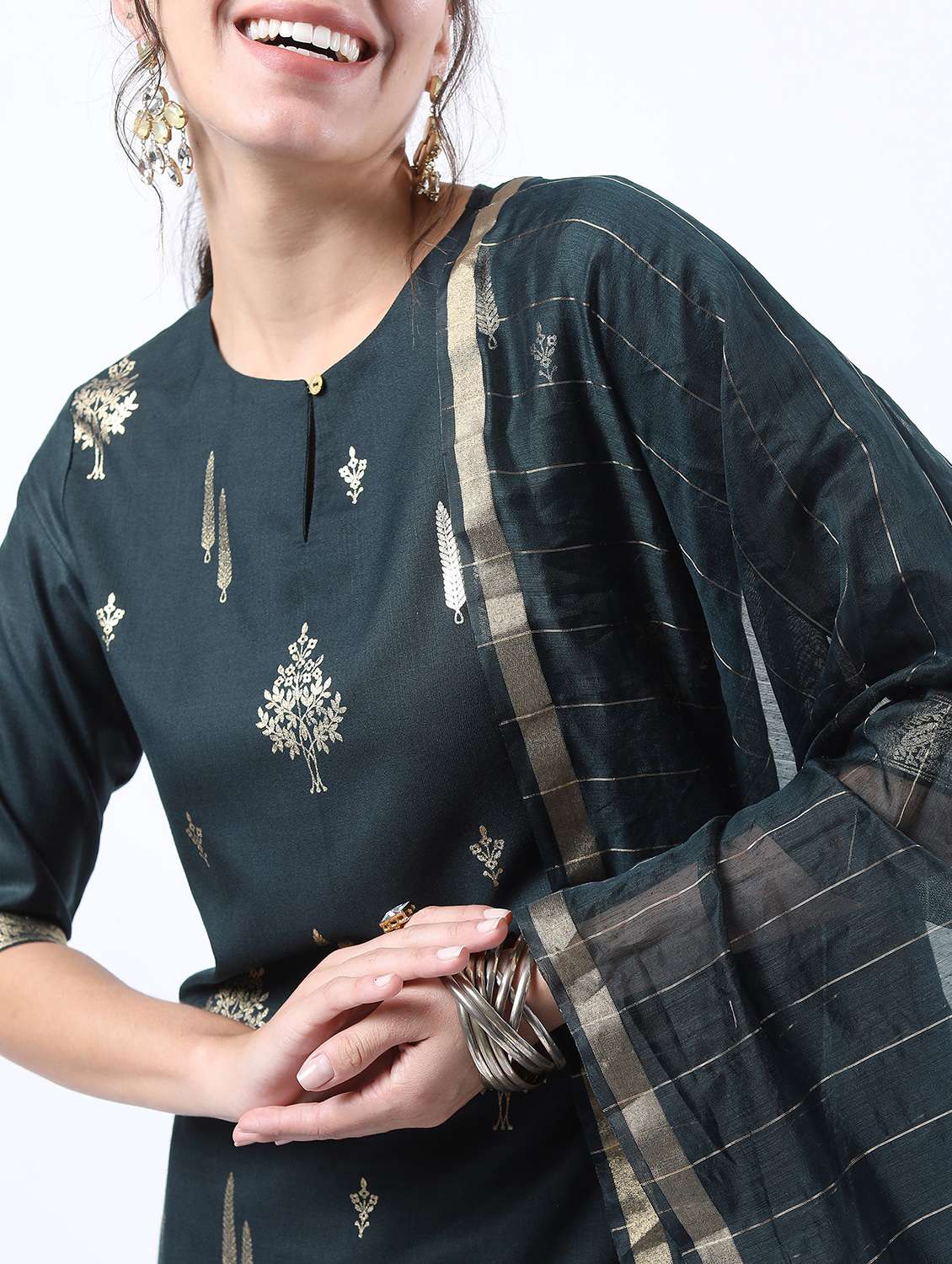 women teal kurta pant set with dupatta - 21488348 -  Standard Image - 4