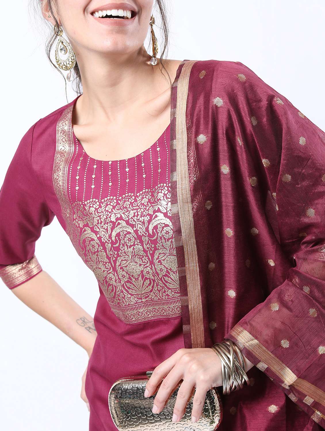 women magenta kurta pant set with dupatta - 21488413 -  Standard Image - 4