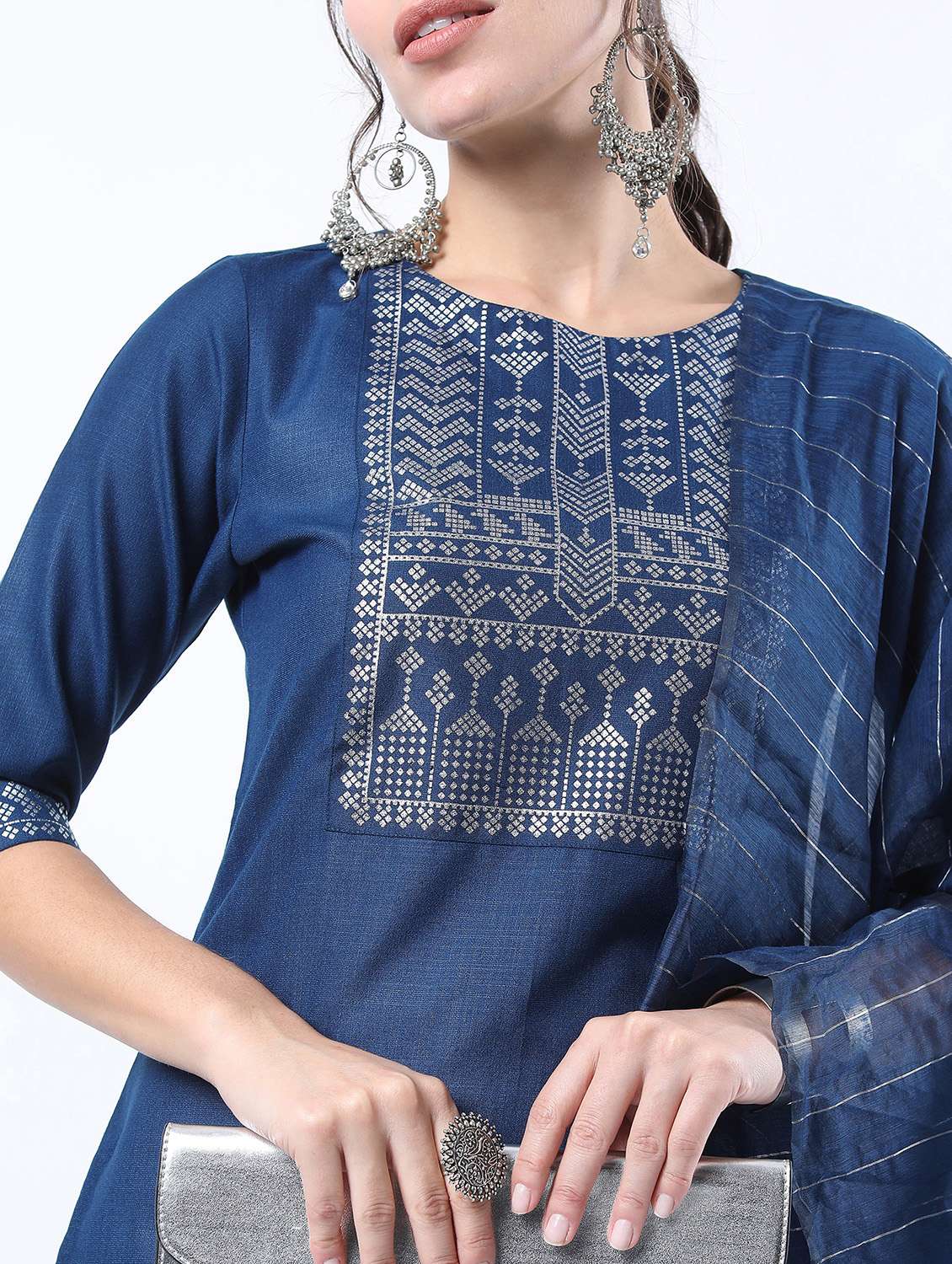 women blue kurta pant set with dupatta - 21488452 -  Standard Image - 4