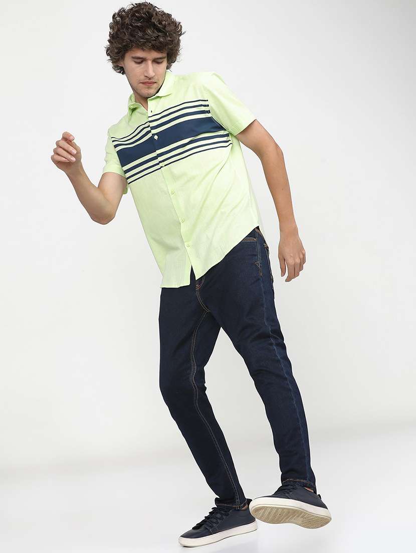 men striped casual shirt - 21488533 -  Standard Image - 4