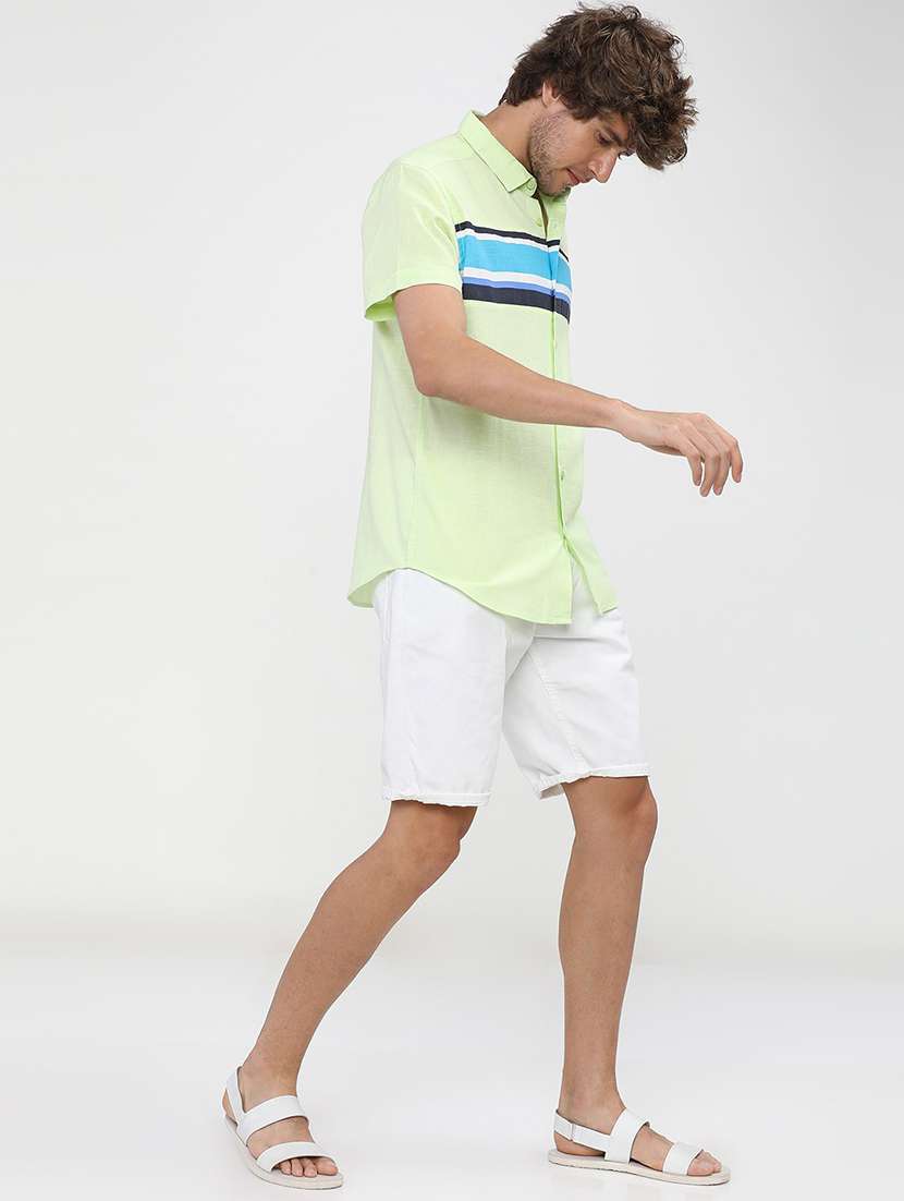 men striped casual shirt - 21488540 -  Standard Image - 4