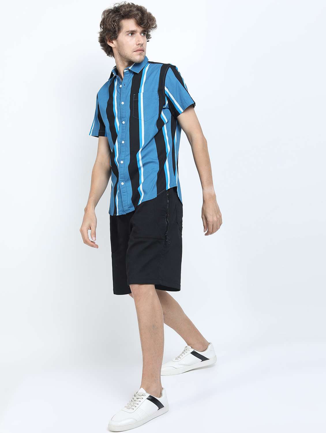 men striped casual shirt - 21488542 -  Standard Image - 4