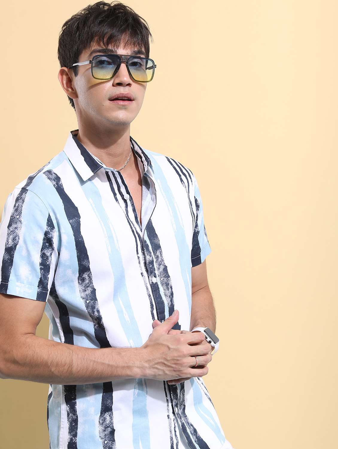 men striped casual shirt - 21488565 - Standard Image - 1