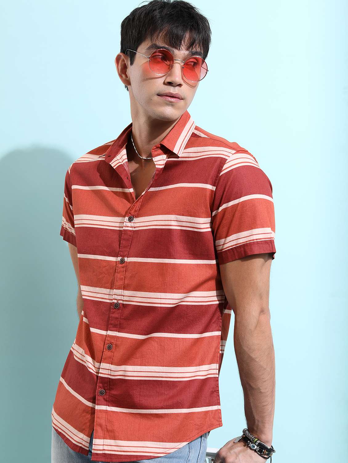 men striped casual shirt - 21488568 -  Standard Image - 1