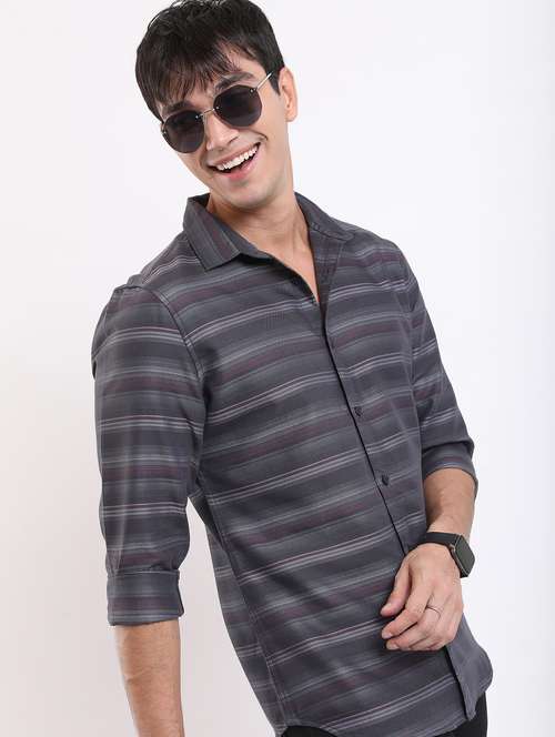 men striped casual shirt - 21488569 -  Standard Image - 0