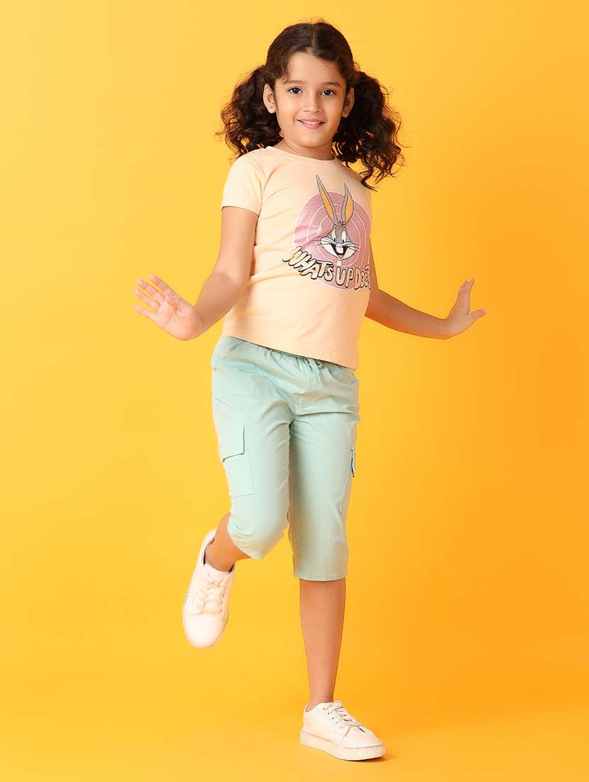 girls round neck front printed regular tee - 21489399 -  Standard Image - 4