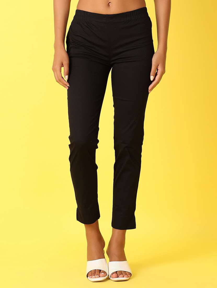 women solid mid rise cigarette pant 