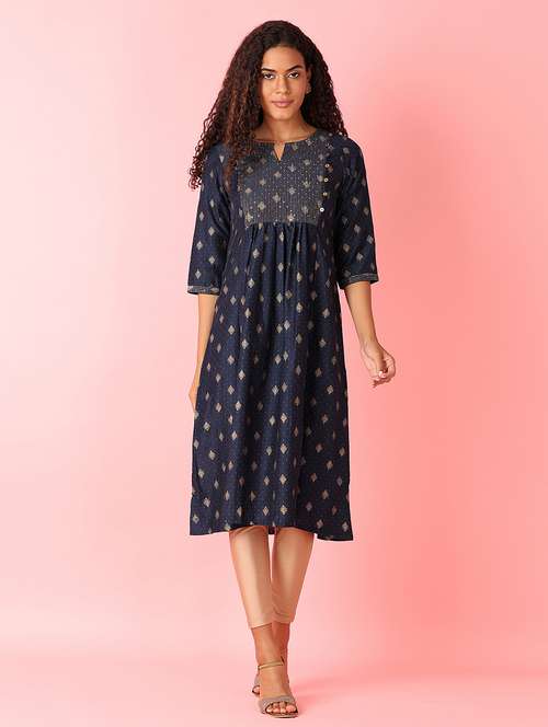 women three quarter sleeve straight kurta - 21489831 -  Standard Image - 0