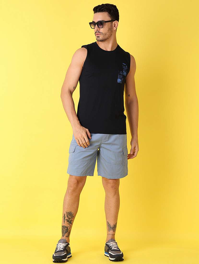 men light blue solid shorts - 21489974 - Standard Image - 4