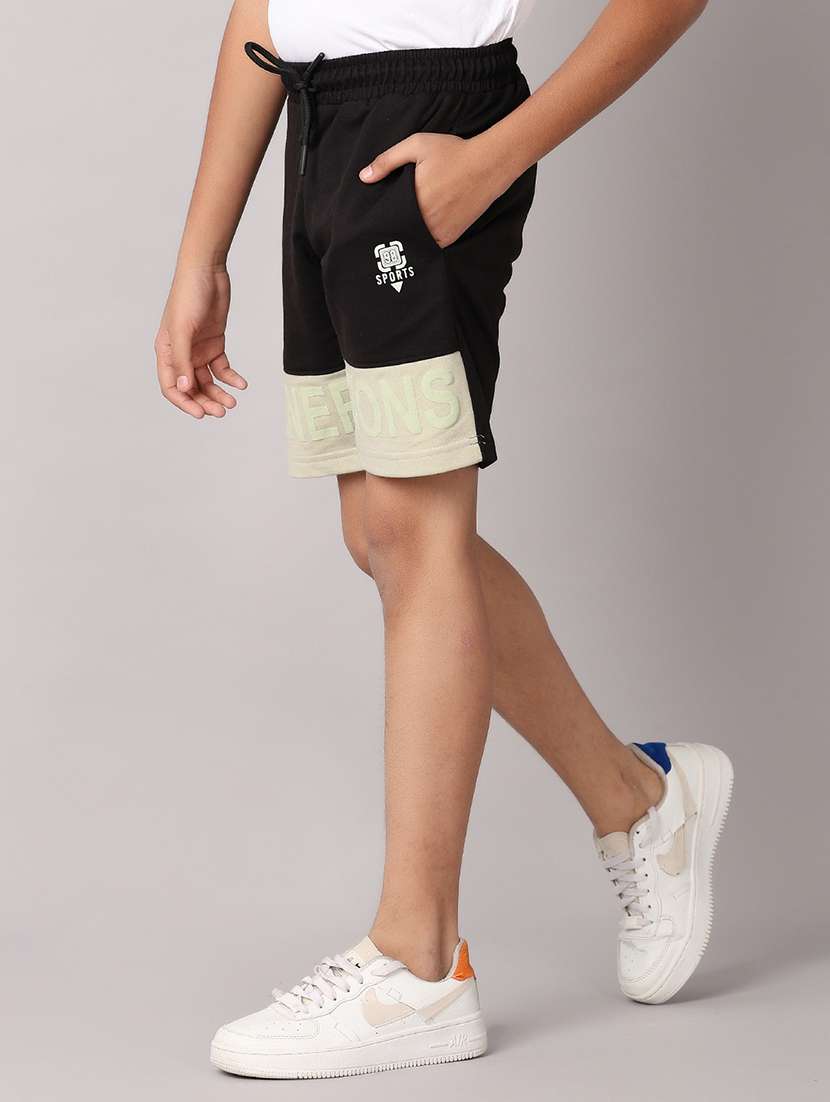 men black color block shorts - 21490095 -  Standard Image - 1