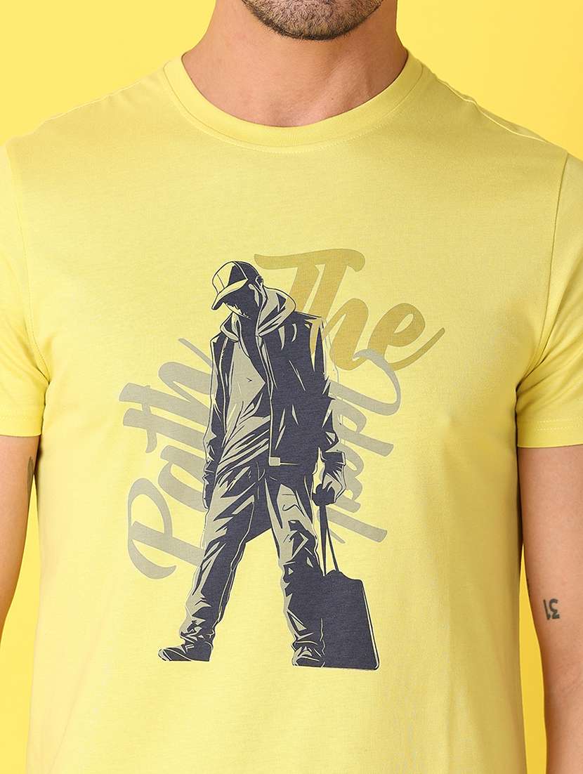men round neck front print t-shirt - 21490127 -  Standard Image - 4