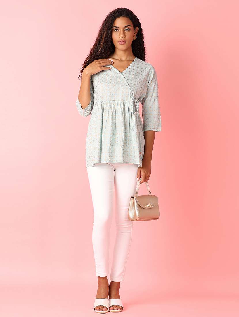 women light blue printed wrap top - 21490290 -  Standard Image - 4